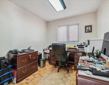 
1511 Broadmoor Ave Mineola, Mississauga 4 beds 8 baths 2 garage $4.6M