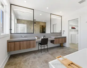 51 Burnt Bark Dr Steeles, Toronto 3 beds 4 baths 2 garage $1.279M