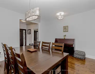 
40 Briarwood Ave Port Credit, Mississauga 4 beds 3 baths  garage $1.695M