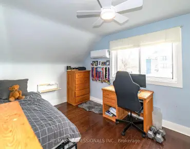 
134B Finch Ave W <a href='https://luckyalan.com/community.php?community=Toronto:Newtonbrook West'>Newtonbrook West, Toronto</a> 3 beds 3 baths 2 garage $1.129M