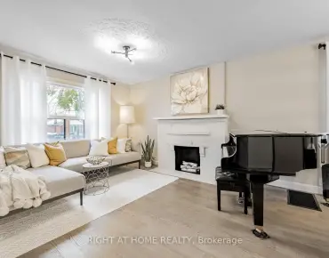 58 Keegan Cres York University Heights, Toronto 3 beds 2 baths 2 garage $1.139M