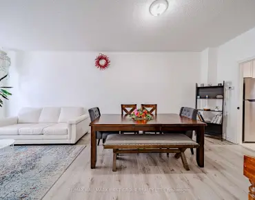 15 Conference Blvd Centennial Scarborough, Toronto 3 beds 3 baths 1 garage $1.25M