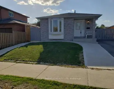 
24 Burleigh Heights Dr <a href='https://luckyalan.com/community.php?community=Toronto:Bayview Village'>Bayview Village, Toronto</a> 3 beds 3 baths 2 garage $1.775M