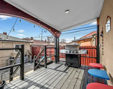 75 Henrietta St Rockcliffe-Smythe, Toronto 2 beds 3 baths 2 garage $900K