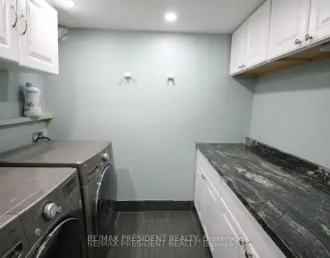 47 Harlow Cres Thistletown-Beaumonde Heights, Toronto 4 beds 4 baths 2 garage $999.99K
