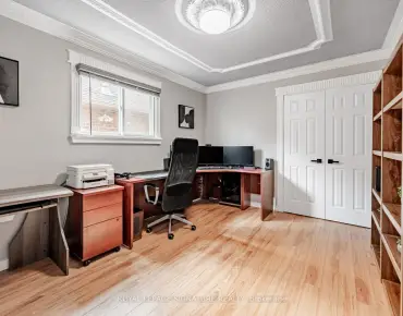 
4508 Donegal Dr Central Erin Mills, Mississauga 3 beds 4 baths 2 garage $1.14M