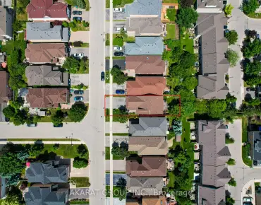 2365 Bankside Dr Central Erin Mills, Mississauga 4 beds 4 baths 2 garage $1.45M
