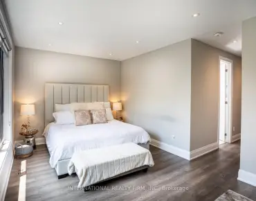 
783 Dodsworth Cres Applewood, Mississauga 4 beds 4 baths  garage $995K