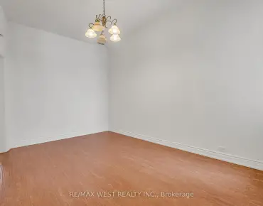 
64 Wallingford Rd <a href='https://luckyalan.com/community.php?community=Toronto:Parkwoods-Donalda'>Parkwoods-Donalda, Toronto</a> 3 beds 2 baths 1 garage $899K