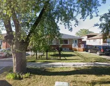 
3739 St. Laurent Crt Erin Mills, Mississauga 4 beds 4 baths 2 garage $1.9M