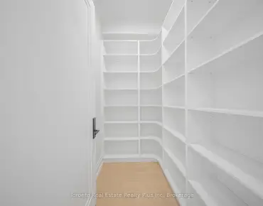 
1 Wanless Cres <a href='https://luckyalan.com/community.php?community=Toronto:Lawrence Park South'>Lawrence Park South, Toronto</a> 3 beds 3 baths 1 garage $2.889M