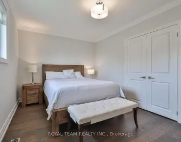 238 Roselawn Ave <a href='https://luckyalan.com/community_CN.php?community=Toronto:Yonge-Eglinton'>Yonge-Eglinton, Toronto</a> 3 beds 4 baths  garage $1.799M