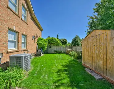
Dillingwood Dr Lisgar, Mississauga 3 beds 3 baths 1 garage $799.99K
