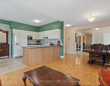 
3213 Escada Dr Churchill Meadows, Mississauga 4 beds 4 baths 2 garage $1.19M