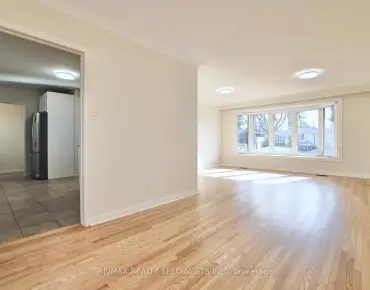 
Burnbrae  Erindale, Mississauga 3 beds 2 baths 2 garage $1.095M