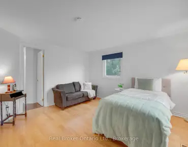 
6366 Miller's Grve Meadowvale, Mississauga 5 beds 4 baths 2 garage $1.44M
