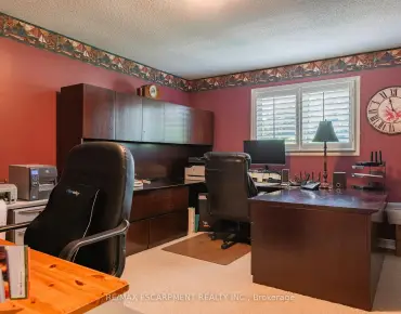 
1882 Flintlock Crt Erin Mills, Mississauga 4 beds 5 baths 2 garage $1.899M