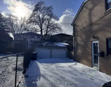 123 Collier St <a href='https://luckyalan.com/community.php?community=Toronto:Rosedale-Moore Park'>Rosedale-Moore Park, Toronto</a> 4 beds 2 baths garage $1.588M