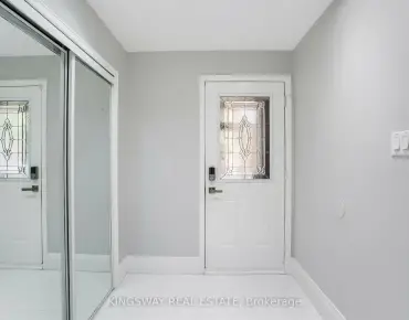 1136 Springwater Cres East Credit, Mississauga 4 beds 4 baths 2 garage $1.3M
