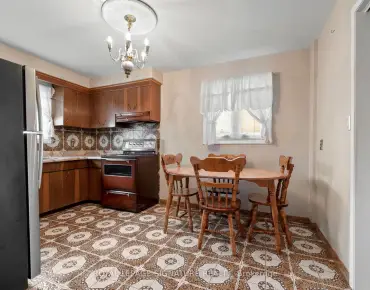 1142 Alexandra Ave Lakeview, Mississauga 3 beds 2 baths 2 garage $999K
