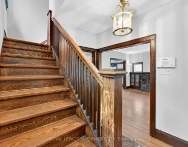 26 Parkland Rd Birchcliffe-Cliffside, Toronto 3 beds 2 baths 1 garage $1.395M