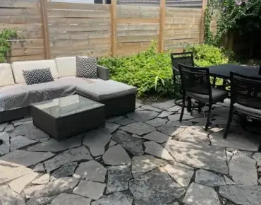 257 Cherokee Blvd <a href='https://luckyalan.com/community_CN.php?community=Toronto:Pleasant View'>Pleasant View, Toronto</a> 3 beds 4 baths 1 garage $938K