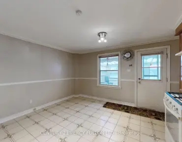 46 Lorindale Ave <a href='https://luckyalan.com/community.php?community=Toronto:Lawrence Park North'>Lawrence Park North, Toronto</a> 2 beds 2 baths 1 garage $1.288M