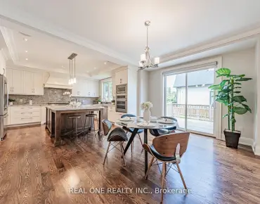 
5596 Haddon Hall Rd Central Erin Mills, Mississauga 4 beds 4 baths 2 garage $950K