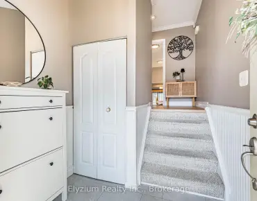 
2694 Truscott Dr Clarkson, Mississauga 4 beds 2 baths  garage $999.9K