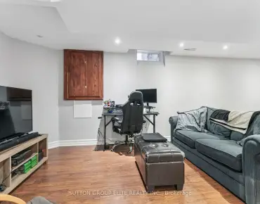 867 Melton Dr Lakeview, Mississauga 3 beds 3 baths 1 garage $925K