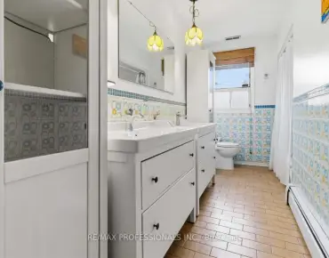 82 Tower Dr Wexford-Maryvale, Toronto 4 beds 2 baths 1 garage $999K