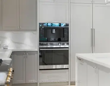 
Harrowsmith  Hurontario, Mississauga 4 beds 5 baths 2 garage $1.459M