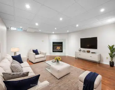 7147 Harding Cres Meadowvale, Mississauga 3 beds 4 baths 1 garage $980K
