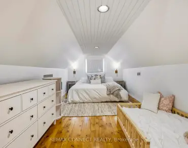 
811 Cosburn Ave East York, Toronto 4 beds 4 baths 3 garage $1.699M