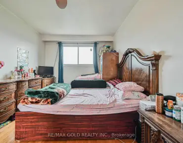 
1337 Daniel Creek Rd East Credit, Mississauga 4 beds 5 baths 2 garage $1.499M