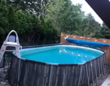 
6943 Estoril Rd Meadowvale, Mississauga 3 beds 3 baths 2 garage $1.349M