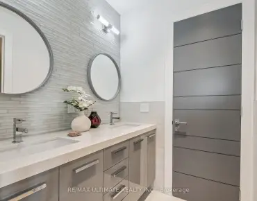 
156 Glenvale Blvd <a href='https://luckyalan.com/community.php?community=Toronto:Leaside'>Leaside, Toronto</a> 3 beds 3 baths  garage $1.778M