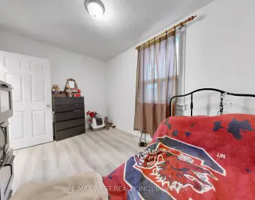 205 Vauxhall Dr Dorset Park, Toronto 4 beds 2 baths  garage $888K