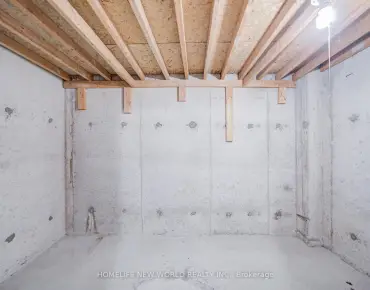 
5411 Sweetgrass Gate East Credit, Mississauga 3 beds 2 baths 1 garage $699.888K