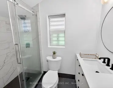 
3 Mosedale Cres <a href='https://luckyalan.com/community.php?community=Toronto:Don Valley Village'>Don Valley Village, Toronto</a> 4 beds 4 baths 2 garage $1.5M