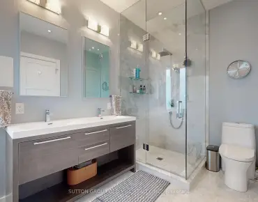 
Lumberton Cres Hurontario, Mississauga 3 beds 3 baths 1 garage $850K