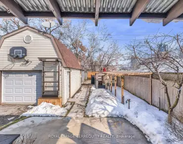 72 Baby Point Rd Lambton Baby Point, Toronto 5 beds 4 baths 2 garage $4M