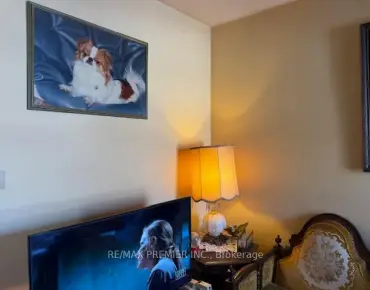 
Bridgeview  Lambton Baby Point, Toronto 3 beds 2 baths 1 garage $1.899M