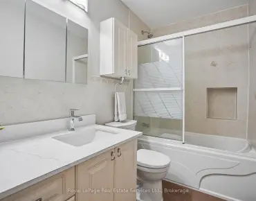 3598 Ash Row Cres Erin Mills, Mississauga 3 beds 3 baths 1 garage $975K
