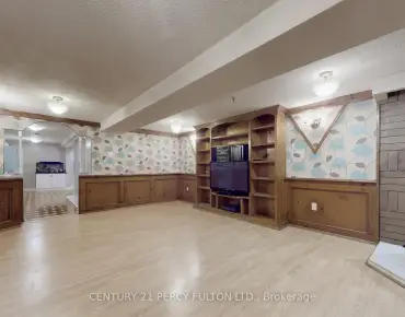 
17 Elm Ave <a href='https://luckyalan.com/community.php?community=Toronto:Rosedale-Moore Park'>Rosedale-Moore Park, Toronto</a> 6 beds 6 baths  garage $5.85M