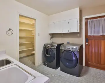 2147 Fifth Line W Sheridan, Mississauga 4 beds 5 baths 2 garage $1.749M