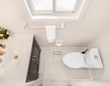 
Nighthawk Tr Lisgar, Mississauga 3 beds 3 baths 1 garage $699.9K