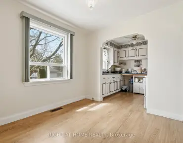 
55 Dalrymple Dr Rockcliffe-Smythe, Toronto 3 beds 1 baths 1 garage $849K