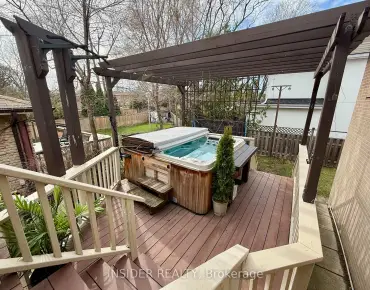 
1075 Roosevelt Rd Lakeview, Mississauga  beds  baths  garage $549.85K