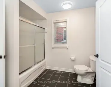 
1075 Roosevelt Rd Lakeview, Mississauga  beds  baths  garage $549.85K
